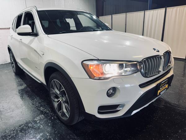 2017 BMW X3 xDrive28i - $9,900 (2121 n stoughton rd madison wi 53704)63625030331009122