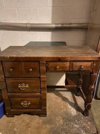 Solid wood small desk 1