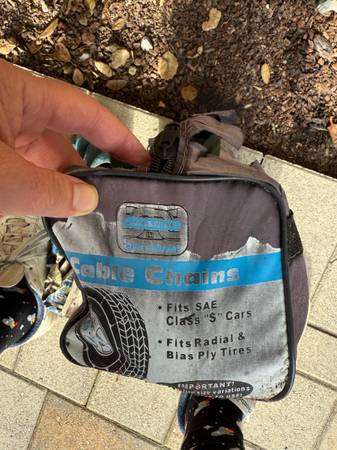 Free snow, tire cables 1