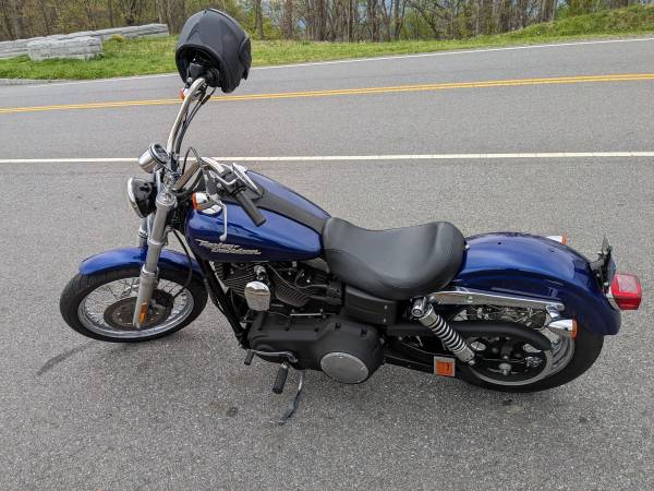 2006 Harly Davidson Street Bob - $6,250 (Wears Valley, Sevierville TN)634706618288671223
