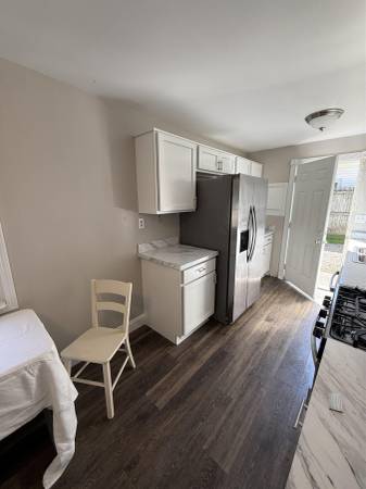 $129,000 Nice updated 3-bed, 1-bath home with LAND CONTRACT TERMS AVAILABLE! (Lansing, MI)64305203664898121