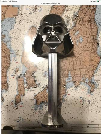 Large 12” pre owned vintage 2005 darth Vader pez roll dispenser 1