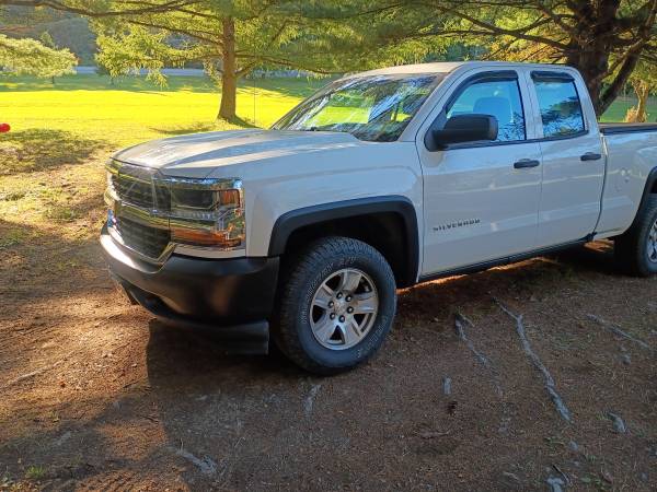 2016 Chevy Silverado 1500 4x4 Crewcab 1
