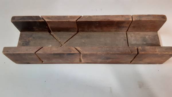 Antique Mitre Box 1