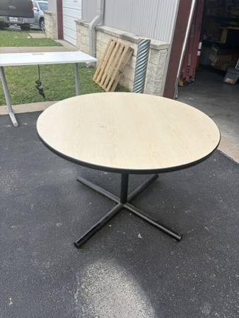 Round Table 1