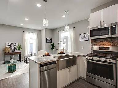 $900 / 2br - 1700ft2 - **Modern 2Bedroom 2Bathroom Apartment** (Philadelphia)64024498053634121