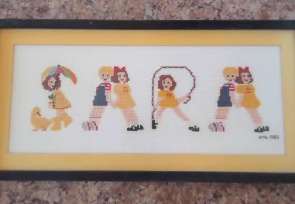 Stitched vintage "SARA" picture 1