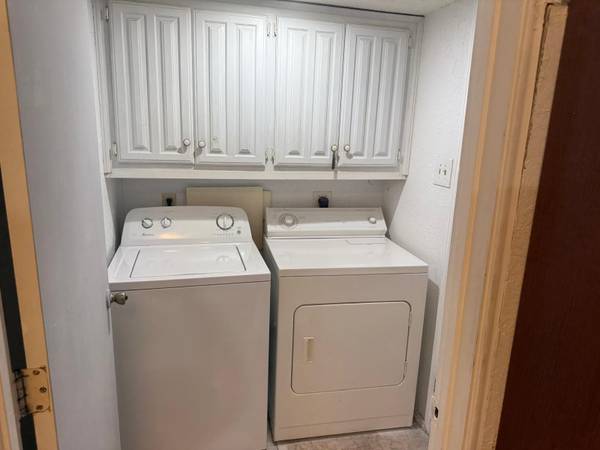 $950 / 2br - 250ft2 - 1-Bedroom; Shared bath in Frisco House (Frisco)63936352681602124