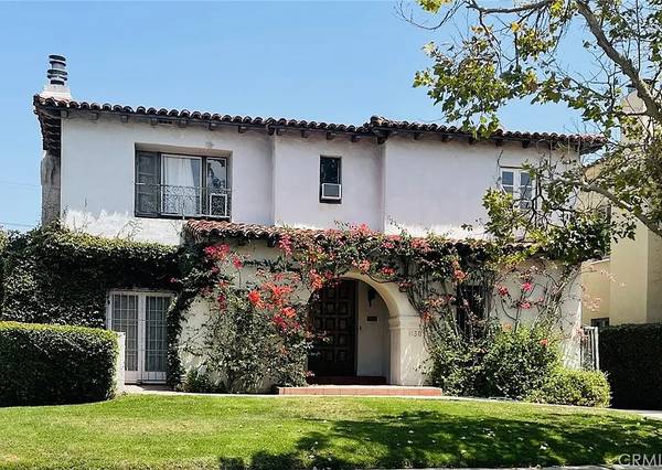 $1,020 / 3br - 1800ft2 - 💜💜Elegante unidad de 3 dormitorios/2 baños en Los Ángeles con comedor💜💜 (Los Ángeles)63655061461121120