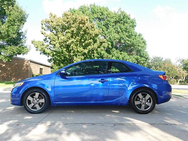 2010 Kia Forte Koup 2 puertas Cpe Man EX - $3990.0063478993655041122