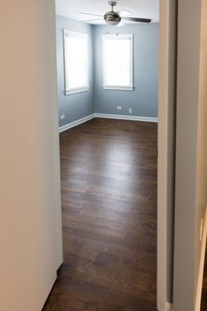 $2,500 / 3br - 1050ft2 - Bright, charming top-floor 3BR/1BA in the heart of Andersonville (Chicago)63960013030018122