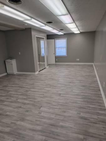 $725 / 675ft2 - Commercial Office Space For Rent (Frankfort)64022450780289122