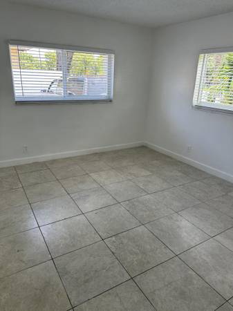 $1,850 / 2br - Two Bedroom with Balcony; NO FIRST OR LAST (Pompano Beach)63825138668547123