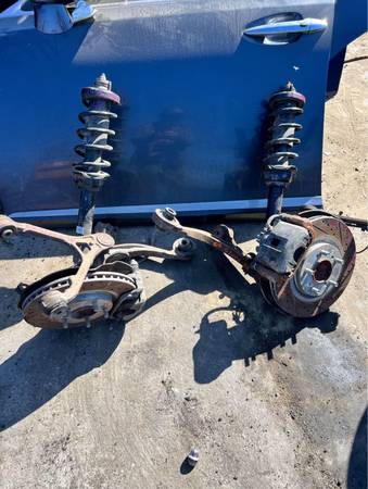 2004 Honda S2000 front suspension set 1