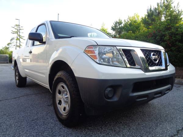 2016 Nissan Frontier S   + 1 Owner +  87,000 Miles - $12,49963471281414273122