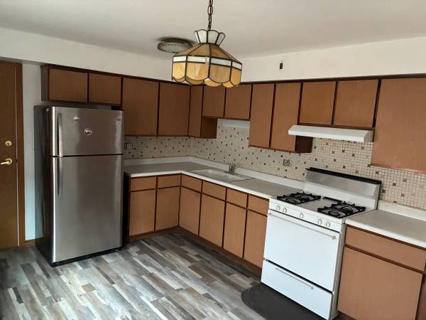 $1,650 / 2br - 1000ft2 - 2bd  / 1-bath  $1,650 - 1000 sq ft (Cumberland/I90/Northwest/O'hare/Ohare/close to blue line)64041646748546122