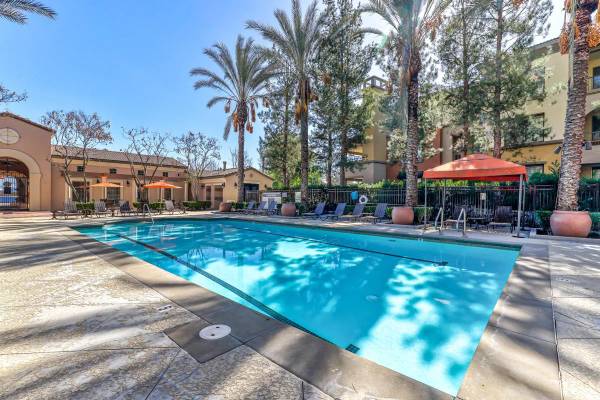 $2,490 / 2br - 1109ft2 - Free Wifi in Common Areas, Pool & Spa Area with Cabanas (Menifee)64028081181057124