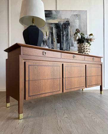 Mid Century Modern Walnut and Rosewood Dresser by Johnson Furniture Co. 1