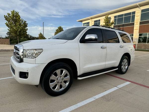 2008 TOYOTA SEQUOIA LIMITED 5.7L V8 RWD 202K MILES LEATHER CLEAN TITLE - $8,450 (Austin)63439683112193122