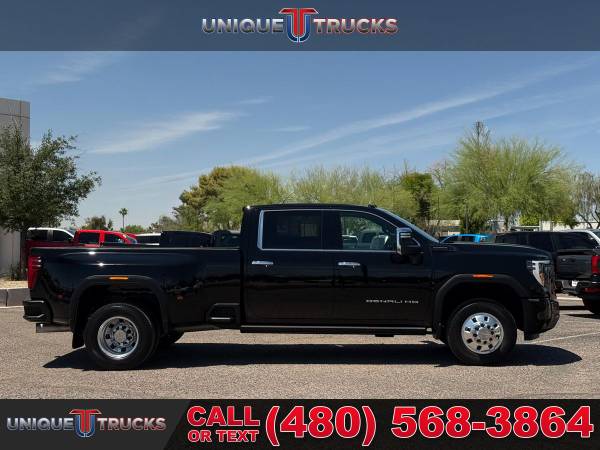 2024 GMC SIERRA 3500HD DENALI - Photo 4