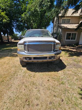 2000 Ford Excursion Limited 7.3L 4x4 - $15,000 (Amity)63618490527747121