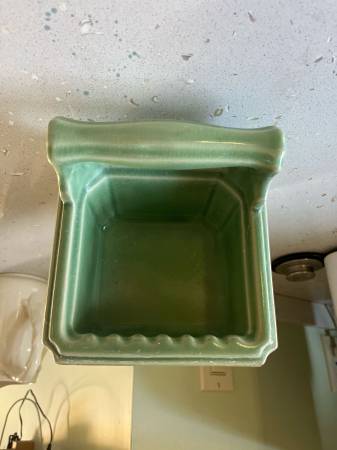Vintage Recessed Ceramic Soap Dish 1