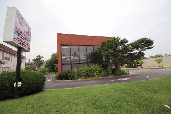 $4,500 / 3500ft2 - Prime Office/Retail Space in Pikesville (678 Reisterstown Rd)63694927545217122
