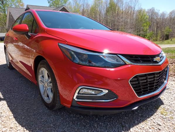 2018 Chevy Cruze RS - 78,000 Millas - $12,500 (Summertown, TN)63621460259585121