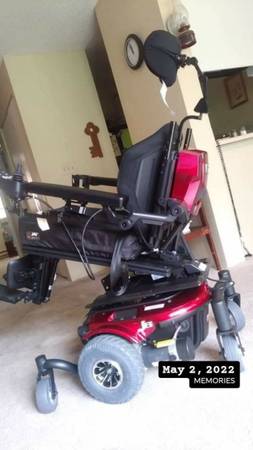 Pride Mobility Quantum J6 power wheelchair 1