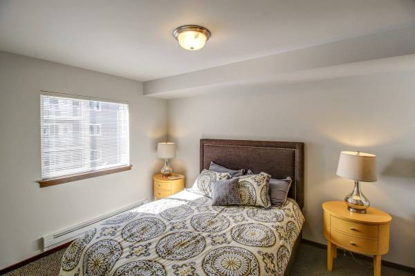 $1,689 / 1br - 549ft2 - 🌼 55+ Senior Living: Up to 3 Months Free + Indoor Pool & Spa | 1&2 BR (1107 A St NE, Auburn, WA)63807984420865124
