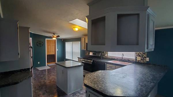 $49,995 / 3br - Casa de 3 habitaciones/2 baños con electrodomésticos de cocina completos! (Holland)63836547406977120