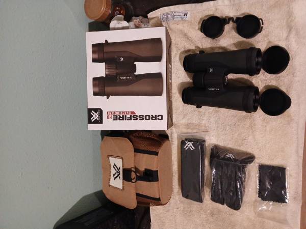 Crossfire Binoculars HD 10x42 BRAND NEW STILL IN THE BOX 1