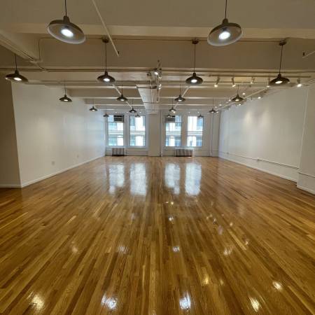 $3,900 / 1100ft2 - Office Space*Pantry*2 Built Out Rooms*Includes Utilities*No Fee*W37th (Midtown West)63689899299329120