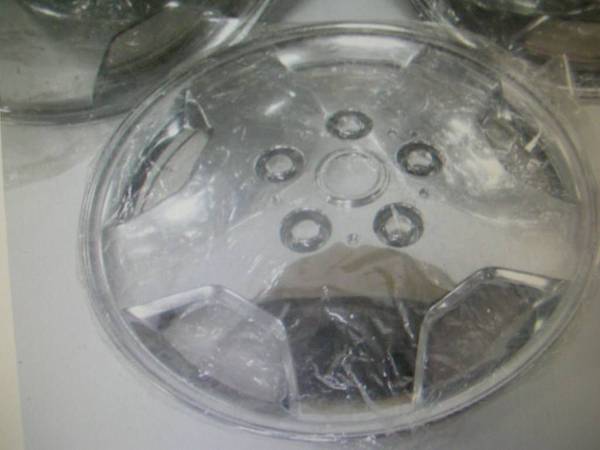 14" wire retention hubcaps 1
