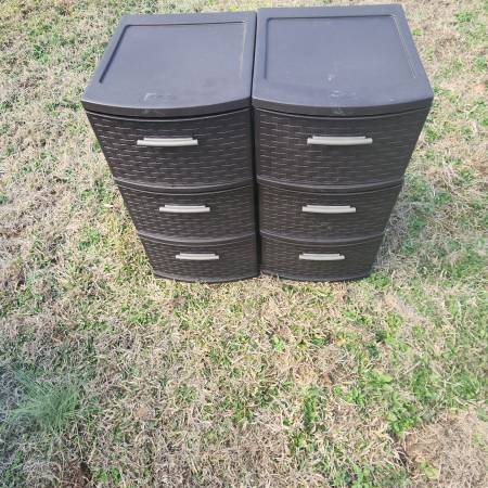 Sterilite gile cabinets 1