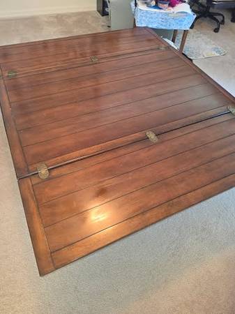 Solid Wood Coffee Table With Hinged Leaves 1