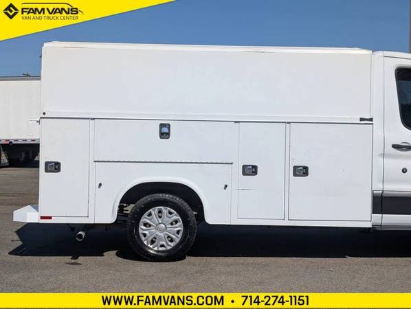 2017 Ford Transit 350 HD - Photo 9