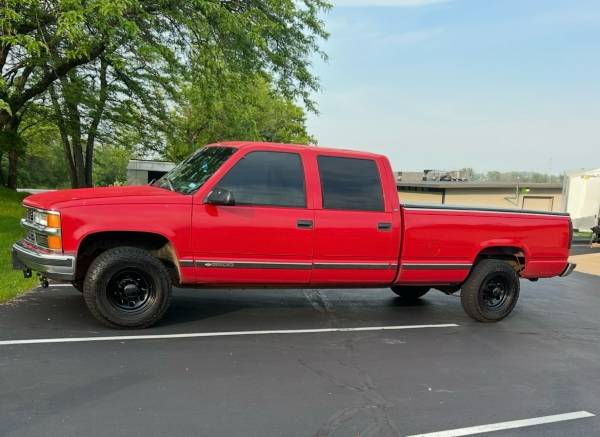 1998 Chevy 3500 454 engine 137,000 Texas AK Vehicle - $7,995 (Milwaukee)63470635248897120