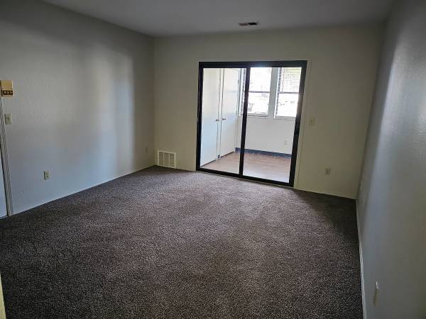 $749 / 1br - 672ft2 - Don't Miss Our Rent Specials! Apply Today! (Maumee)63836553060353123