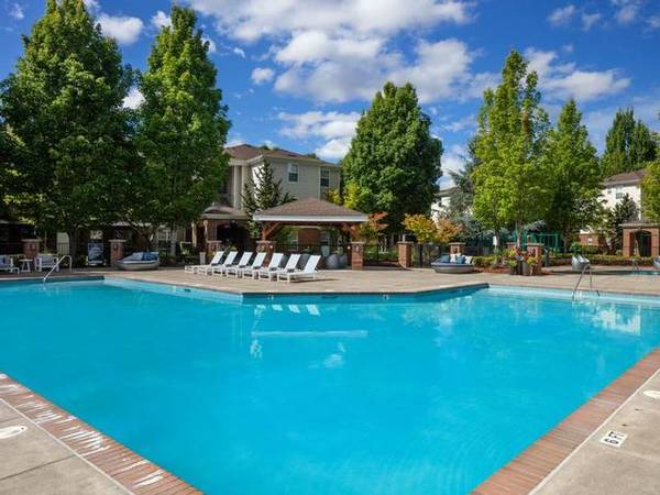 $1,684 / 1br - 659ft2 - Pet friendly!, Sleek energy efficient appliances (8900 SW Sweek Drive)63672654653571120