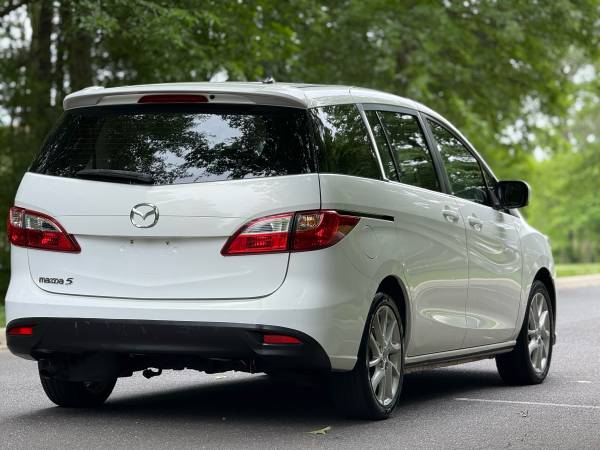 2012 Mazda Mazda5 105k Miles - $5,995 (Matthews)63613513175043124