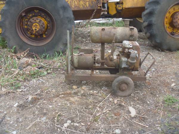 Wisconsin Engine/Generator on pull cart 1