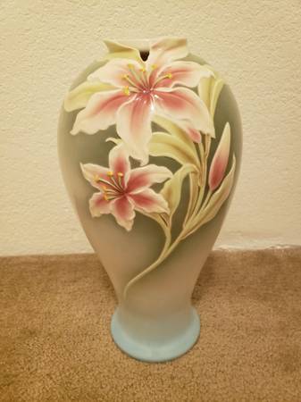 Franz Porcelain Vase 1