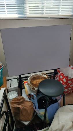 Adjustable Drawing Board 1