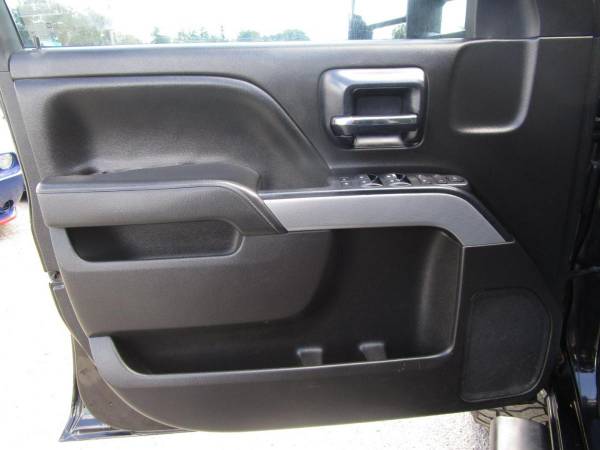 2015 Chevrolet Silverado 2500HD - Photo 14