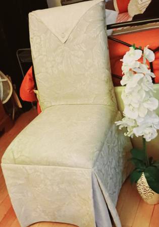 Comfortable chairs 1