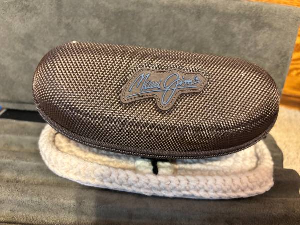 Maui Jim New hard shell zip around eyeglass/sunglass case with clip 1
