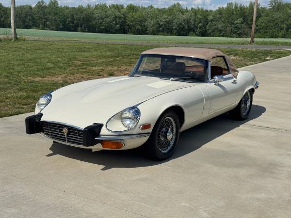 1974 Jaguar E-Type Serie Tres Descapotable V-12 - $79,000 (Monroeville)63654724310787120