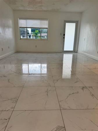 $3,400 / 3br - Beautiful 3BR/2BA Single Family- NO HOA & FAST APPROVAL! (Miami Gardens)64002016334466122