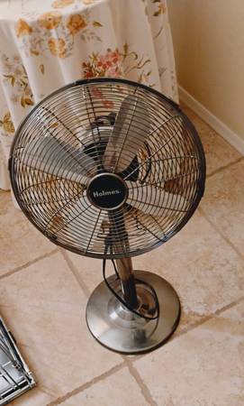 Electric Ocillating Fan 1